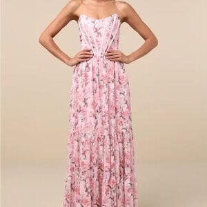 Lulu’s Floral Pink Strapless Maxi Dress